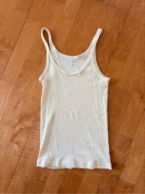 Brandy Melville light yellow Ribbed Scoop Tank